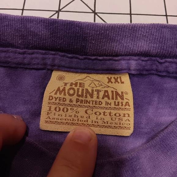 Y2K 1999 The Mountain Tie-Dye Wolf tee, XXL, Purple, Good cond., rips last pic - Picture 2 of 6